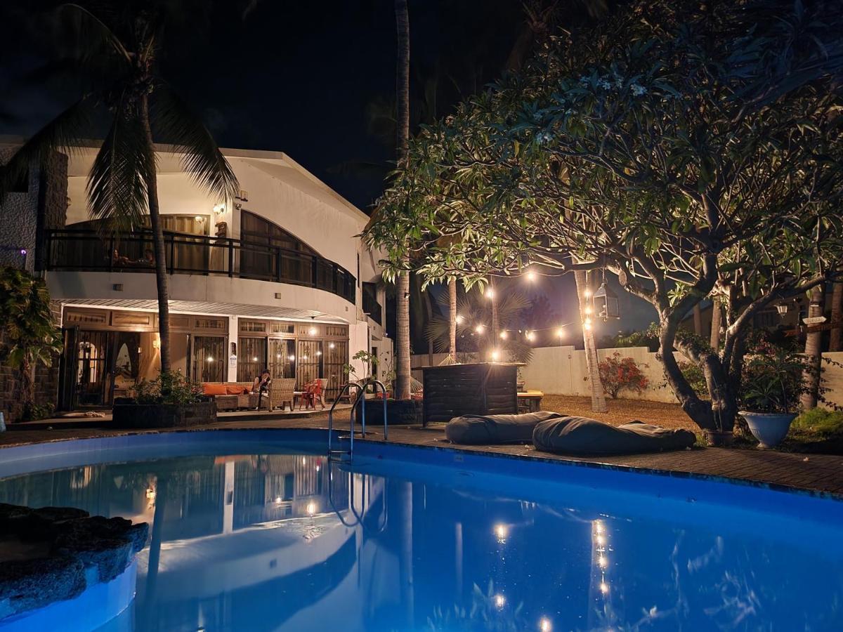 La Maison De La Plage - Guest House Albion Exterior photo