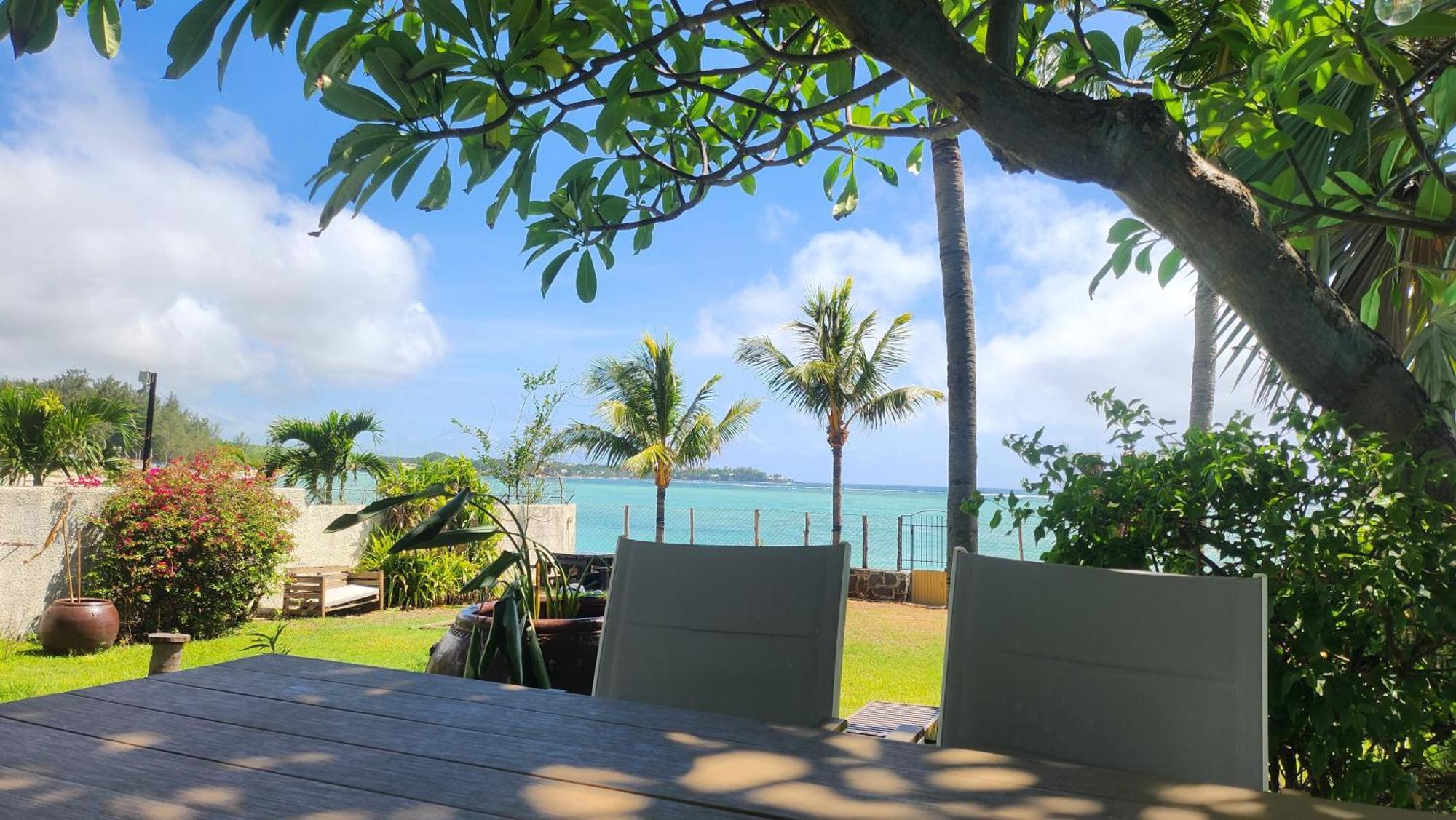 La Maison De La Plage - Guest House Albion Exterior photo